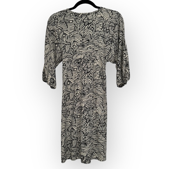 MARA HOFFMAN $340 Retail White/Black Silk Wrap Dress, Size Medium - Picture 13 of 16